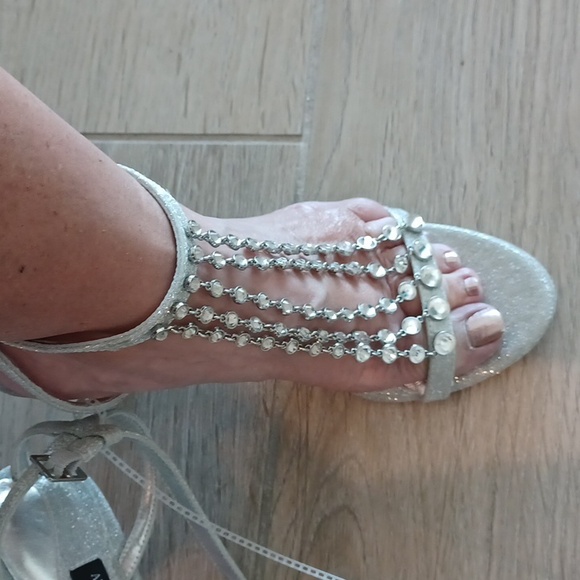 Antonio Melani Collection Silver Estella Chandelier Glitter Dress Sandal Heels - Picture 10 of 17